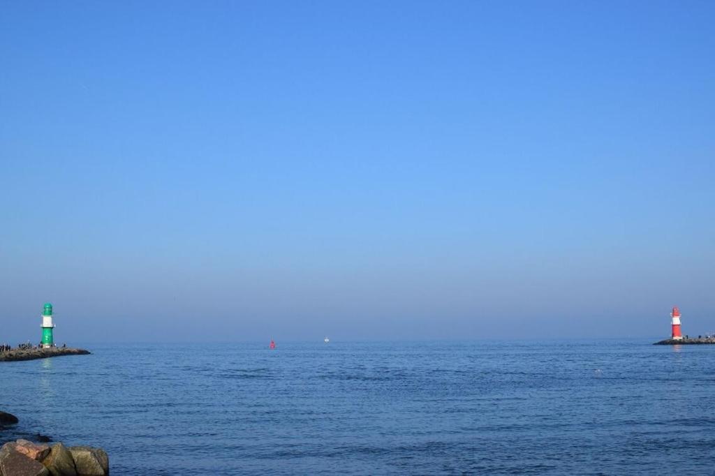 Villa Seeblick Warnemuende - Fewo Mit Meerblick Und Balkon Direkt Am Strand Fuer 2-4 Pers ロストック エクステリア 写真